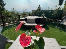 Camping Village Panoramico Fiesole, glamping site in Fiesole