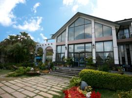 Viesnīca Fennel Resort pilsētā Čečena, netālu no apskates objekta termalo avotu parks Sichongxi