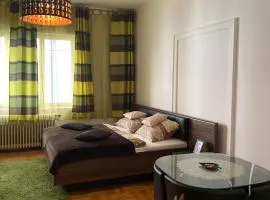 Come & Stay Apartments and rooms City Center