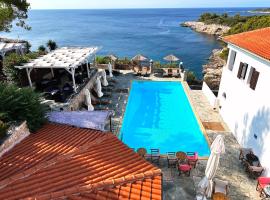 Yalis Hotel, ξενοδοχείο στη Βότση