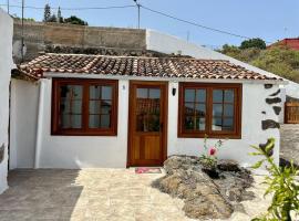 Chozos Cottage by VV Canary Ocean Homes, parkimisega hotell sihtkohas Las Cruces