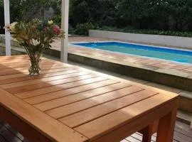 Stylish house/Heated swimming pool-5min to Beach