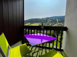 Bright studio with view of Aiguille Verte – apartament w mieście Demi-Quartier