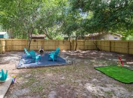 Creek Cabin, hotel with parking in New Port Richey