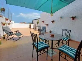 Gorgeous Home In Ador With Wifi