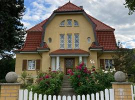 Villa Rosengarten, apartamento en Blankenburg