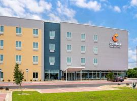 Comfort Inn & Suites Destin near Henderson Beach, hotel near Kelly Plantation Golf Club, Destin