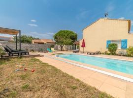 Lovely Home In Bassan With Outdoor Swimming Pool, ubytování v soukromí v destinaci Bessan