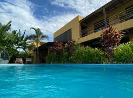 Bio Casa Inusual, ξενοδοχείο με πισίνα σε Girardot