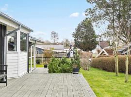8 person holiday home in Bogense-By Traum, hotel em Bogense