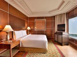 Hyderabad Marriott Hotel & Convention Centre、ハイデラバードにあるフセイン・サーガル・レイクの周辺ホテル