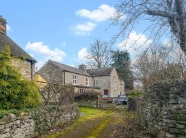 Coach House, cottage in Ashford