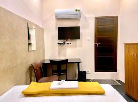 Reach Residency, hotel in Kochi