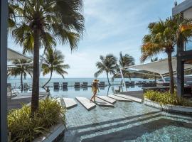 Hotel Tide Phuket Beachfront, hotel ve městě Phuket