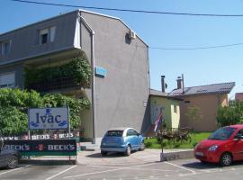 Guest House Ivac Inn Zagreb Airport, hotel in Velika Gorica
