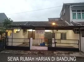 Sewa Rumah Harian 3 BR di Bandung,Kiaracondong
