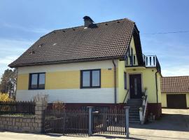 Ferienhaus Gratzl, hotel near Heidenreichstein Castle, Dietweis