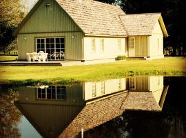 Nurga Holiday Homes, cottage a Käina