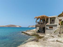 The Fishermans Experience Tinos, hotel en Platiá