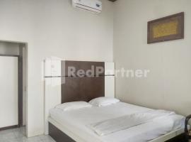 The SO Hotel Mitra RedDoorz, hotelli kohteessa Pangandaran