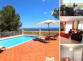 Beautiful 3 BDR Villa with fantastic sea views, hotel u gradu 'Muntanya la Sella'