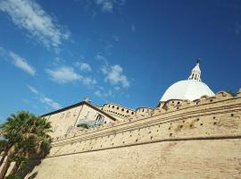 Hotel Madonna di Loreto, hotel em Loreto