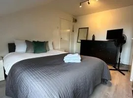 Economic Studio in the heart of Chiswick - London
