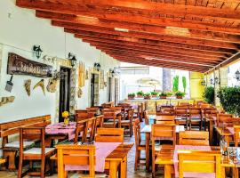 Villa Palčić II, παραλιακό ξενοδοχείο σε Novalja