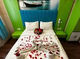 Hotel Megaron