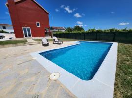 villa requian, hotel in Cacheiras