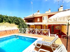 La casa de María, hotel near Club de Golf La Garza, Linares