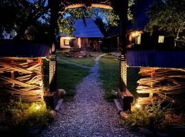 The Village Pension, resort ở Breb