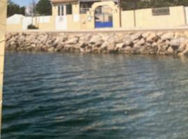 Studio Marseillan plage Robinson, ξενοδοχείο σε Le Castellas