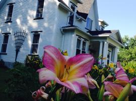 B&B Hillhouse、ラック・ブロムのホテル