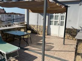 Apartments Sunpoint, hotel in Ulcinj