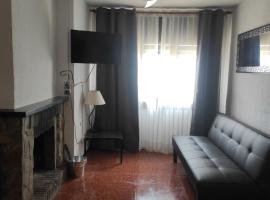 Apartamentos Can Bruguera 4, feriebolig i Mataró