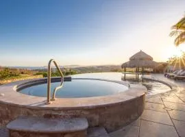 3BD Golf Front Beach Club and Hot Tub in PLC