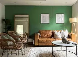 Stylish Bree Street Apartment - The Perfect Urban Getaway