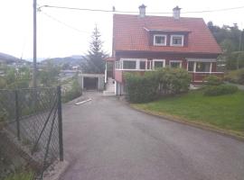 Kjellerleilighet i Fana til leie, vakantiewoning in Bergen