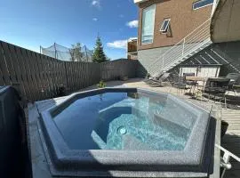 Modern and spacious 4 bedroom house, with spectacular view over Reykjavik.