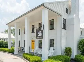 White Moose Inn