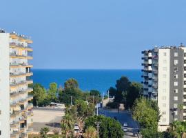 Прекрасный вид на море, hotel in Mezitli