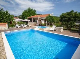 Villa Kata