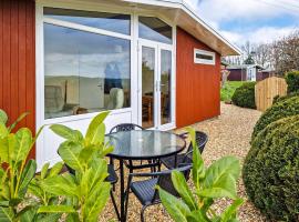 Seabreeze, holiday home in Llangain