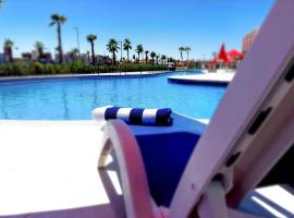 Prime chalet in Golf Porto Marina resort new Alamein, lomamökki kohteessa El Alamein
