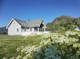 BanPim Beachside Lofoten