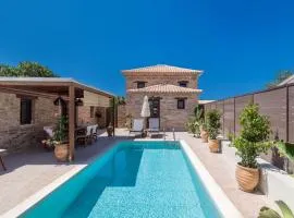 Villa Frontale - Restored Villa with Pool Perfect for 6 Nestled Next to a Traditional Olive Mill and Local Farms Offering Authentic Hospitality and Organic Delights By Villa Mana Gers