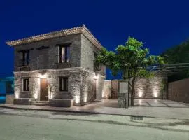 Villa Frontale - Restored Villa with Pool Perfect for 6 Nestled Next to a Traditional Olive Mill and Local Farms Offering Authentic Hospitality and Organic Delights By Villa Mana Gers