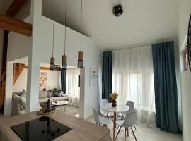 Honka's retreat - wooden beauty