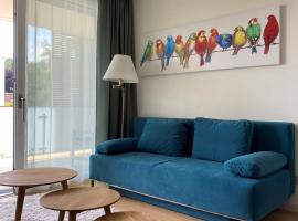 See & You Familienwohnung mit Hotelanbindung, hotel in Pörtschach am Wörthersee
